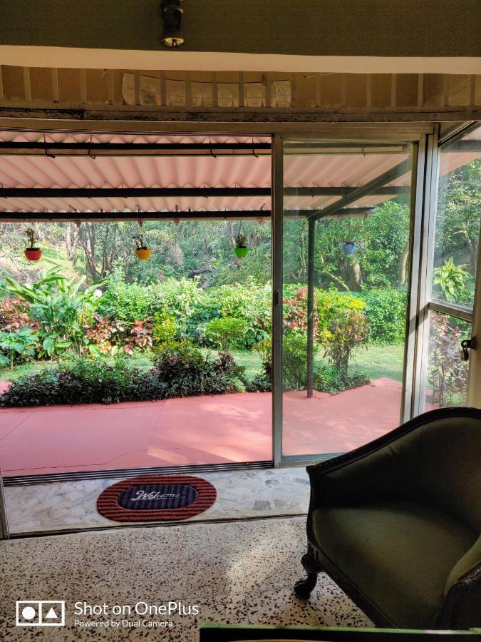 לונבלה Leela'S Cottage מראה חיצוני תמונה